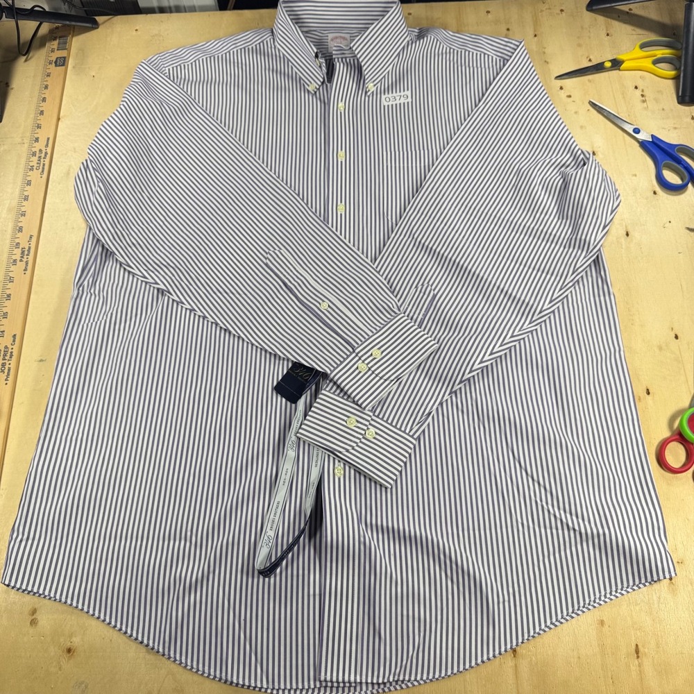 Brooks Brothers 346 Mens Purple White Striped Non-Iron Dress Shirt 17.5 36/37